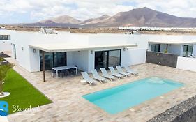 Blancazul Villa Isora